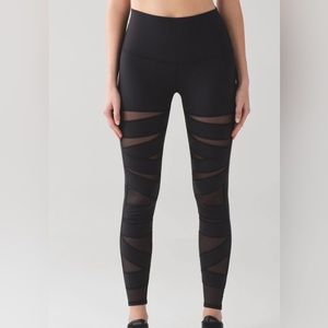 lululemon Wunder Under Hi Tech Mesh‎ size 6-8 B17